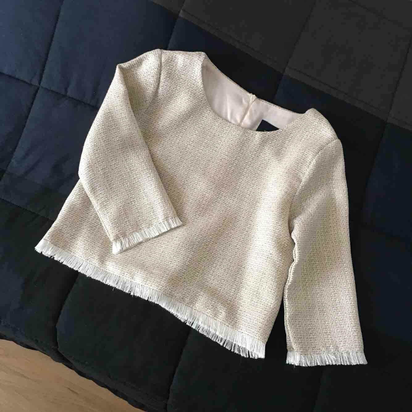 Weftloom Charlotte Top เสื้อครอปผ้าทวีตแขนสามส่วน รุ่ยชาย
