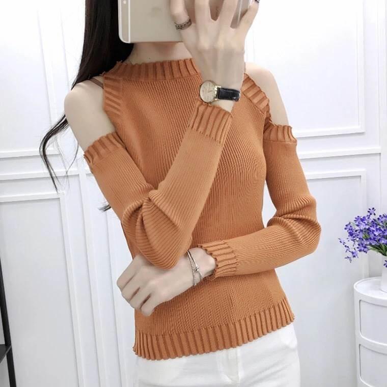เสื้อไหมพรมผ้านิ่มทรงเปิดไหล่ เนื้อผ้านิ่มยืดได้ตามตัว