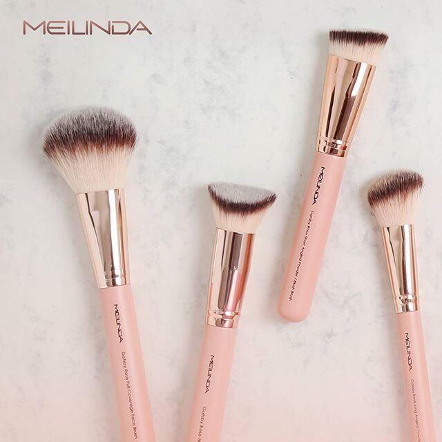 แปรงแต่งหน้าด้ามชมพู Meilinda Gatsby Rose Brush ขนแปรงนุ่ม แน่น ไม่บาดหน้า แต่งหน้า แต่งตา เนรมิตร ได้ดั่งใจ มีให้เลือกใช้ 13 เบอร์