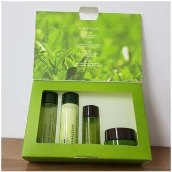 Innisfree Green Tea Seed Serum Special Set 4 items เซ็ตบำรุงผิวหน้า Innisfree Green Tea Seed Serum Special Set 4 items เซ็ตบำรุงผิวหน้า