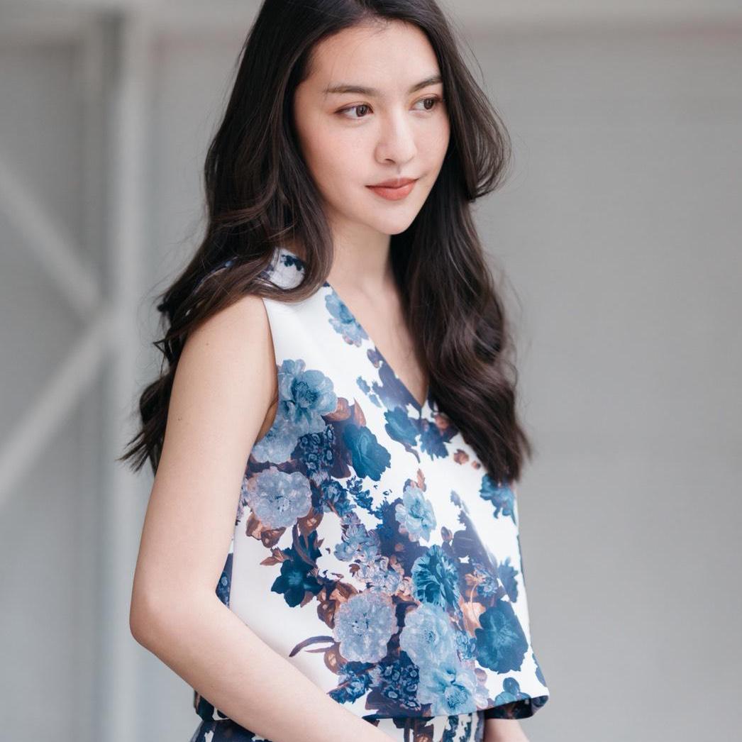 GARNETS CLOVER TOP - Deep Blue GARNETS CLOVER TOP - Deep Blue