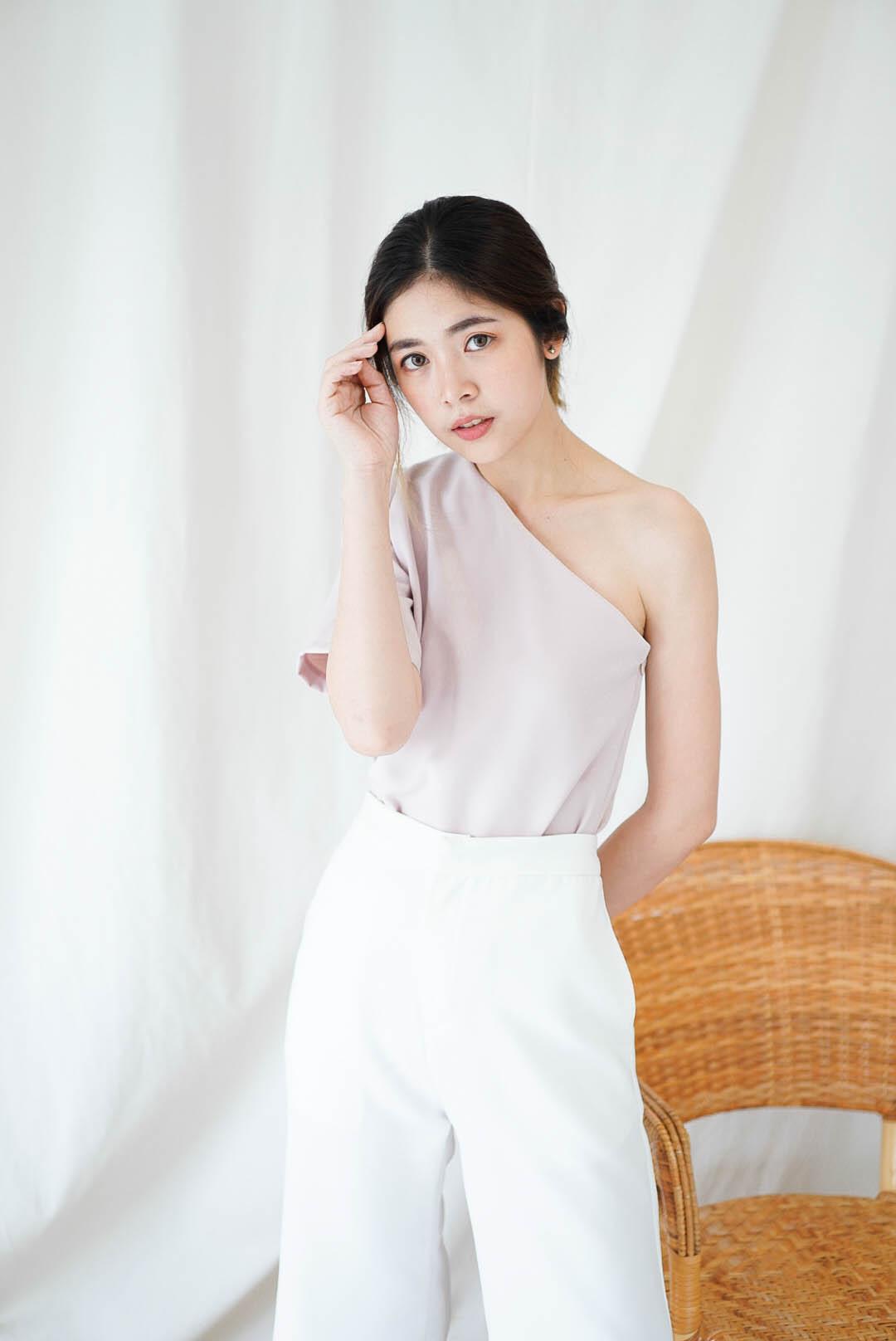 เสื้อผ้า