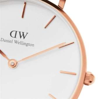 Daniel Wellington DW00100161 Classic Petite Melrose 32mm นาฬิกาข้อมือ นาฬิกาแฟชั่น ผู้หญิง เหล็กสาน สีทองแดง Fashion Black Dial Mesh Strap Women Watch - Rose Gold Case Mesh Strap Daniel Wellington DW00100161 Classic Petite Melrose 32mm นาฬิกาข้อมือ นาฬิกาแฟชั่น ผู้หญิง เหล็กสาน สีทองแดง Fashion Black Dial Mesh Strap Women Watch - Rose Gold Case Mesh Strap