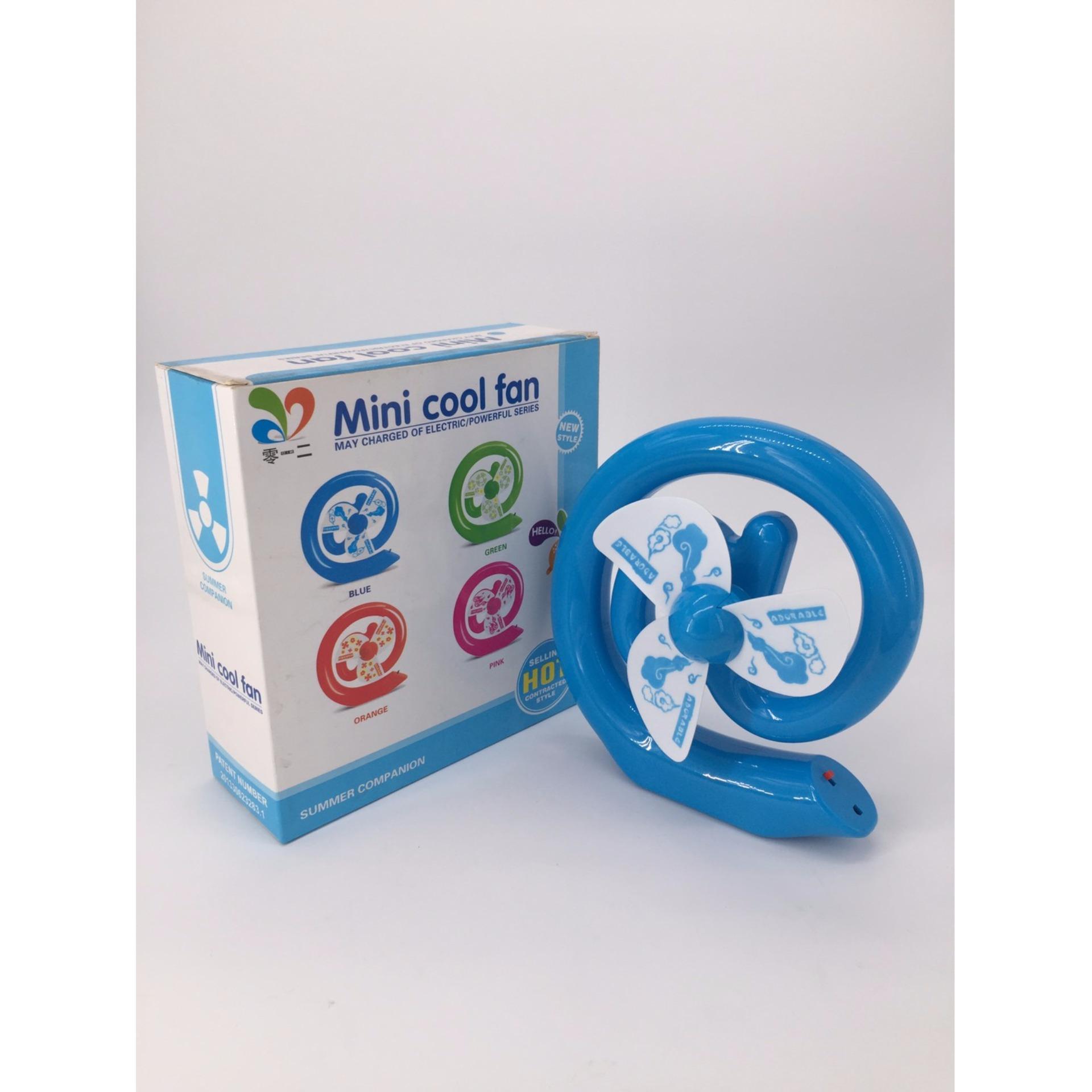 Portable Fan พัดลมตั้งโต๊ะมินิ น้ำหนักเบา มีไฟสำรองในตัว ไม่ต้องใส่ถ่านหรือเสียบไฟ Portable Fan พัดลมตั้งโต๊ะมินิ น้ำหนักเบา มีไฟสำรองในตัว ไม่ต้องใส่ถ่านหรือเสียบไฟ