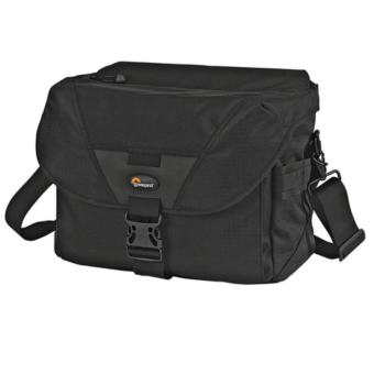 กระเป๋ากล้อง กระเป๋า สะพาย Lowepro Stealth Reporter D550 AW (สีดำ)