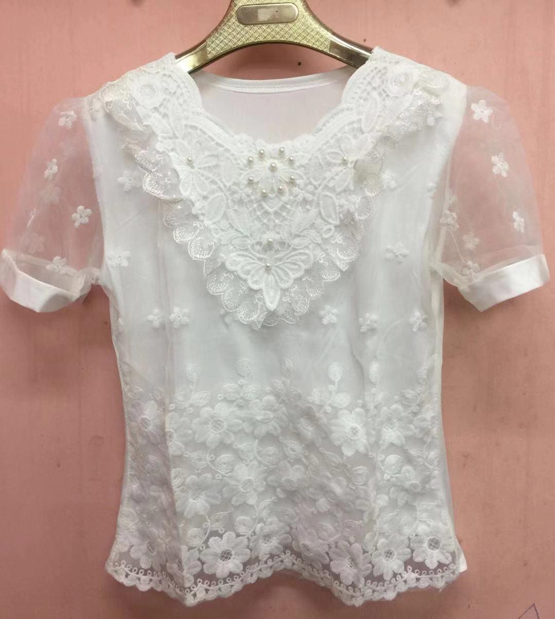 แสื้อลูกไม้ผ้าแก้วA010