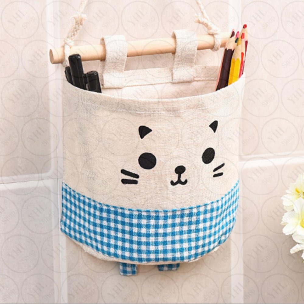 YHL กระเป๋า ตระกร้า ที่แขวนเก็บของ ผ้าCotton สำหรับจัดเก็บอุปกรณ์ต่างๆ จัดระเบียบ (ลายสก๊อตดำ) YHL กระเป๋า ตระกร้า ที่แขวนเก็บของ ผ้าCotton สำหรับจัดเก็บอุปกรณ์ต่างๆ จัดระเบียบ (ลายสก๊อตดำ)
