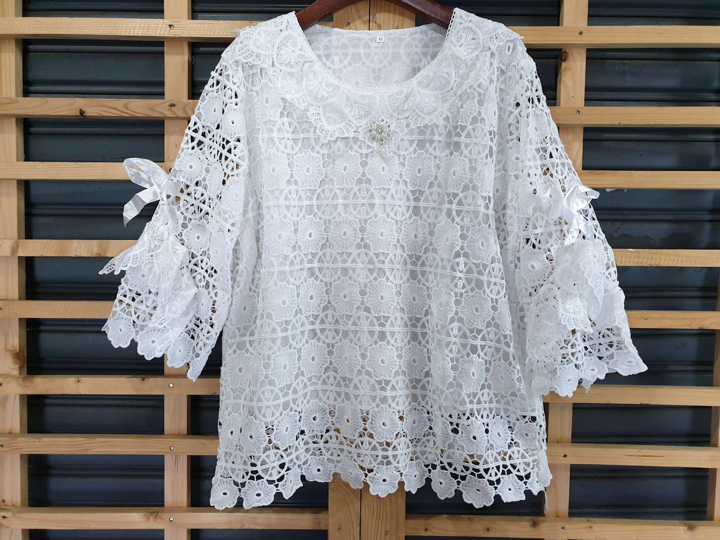 เสื้อลูกไม้แขนสามส่วน (ทั้งหมดมี3ลาย) รุ่น 5519 เสื้อลูกไม้แขนสามส่วน (ทั้งหมดมี3ลาย) รุ่น 5519