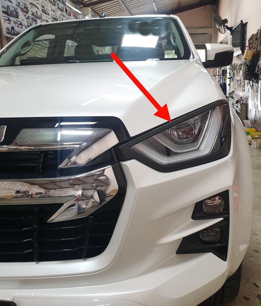 ครอบไฟหน้า ISUZU D-MAX 2020 สีดำด้าน 2 3287e339112d44dcdd39c25d64cbeda7