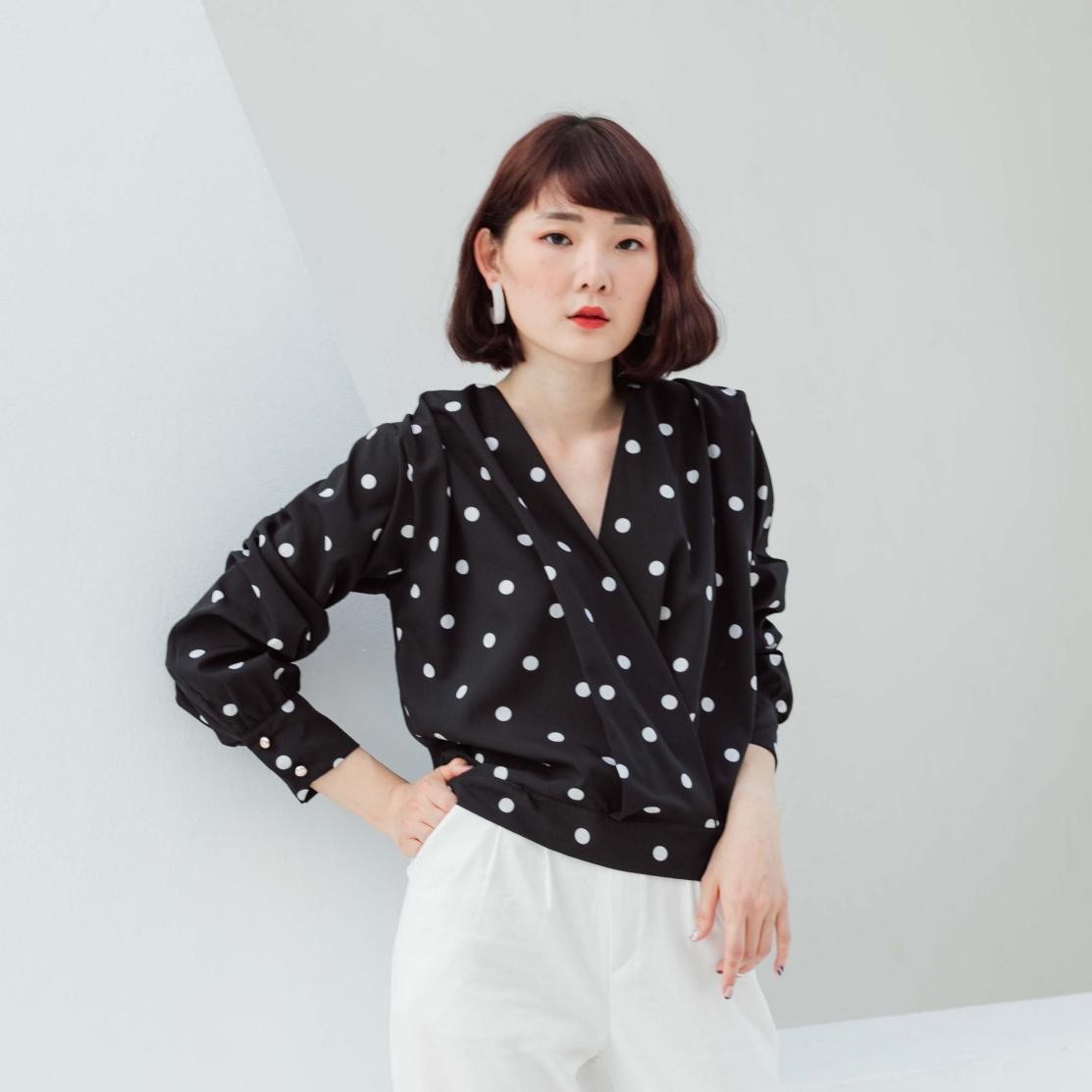 Kimmame เสื้อ รุ่น Polka Long Sleeve 2 สี Kimmame เสื้อ รุ่น Polka Long Sleeve 2 สี
