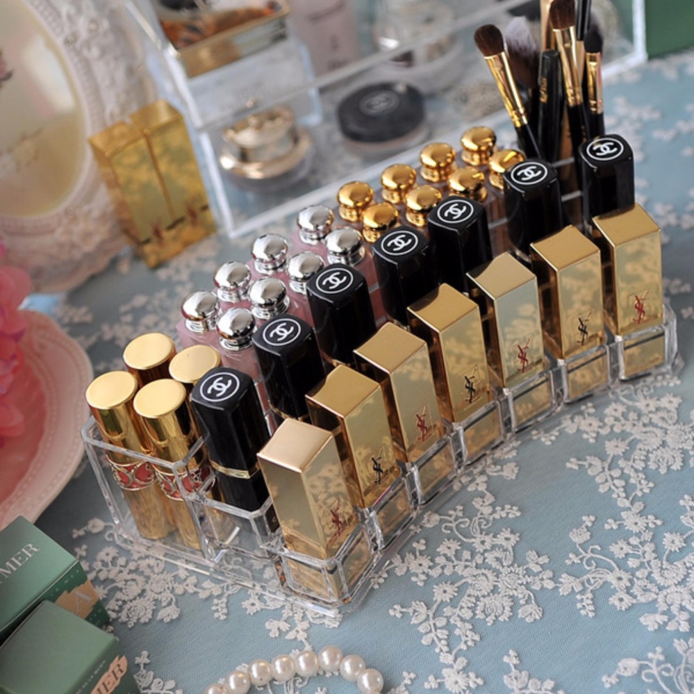 Cosmetics Box กล่องใส่เครื่องสำอางอะคริลิค เก็บลิปสติกได้มากถึง 34 แท่ง พร้อมช่องใส่แปรงแต่งหน้า คุณภาพดี สวยหรู ทนทาน (สินค้าขายดี) Cosmetics Box กล่องใส่เครื่องสำอางอะคริลิค เก็บลิปสติกได้มากถึง 34 แท่ง พร้อมช่องใส่แปรงแต่งหน้า คุณภาพดี สวยหรู ทนทาน (สินค้าขายดี)