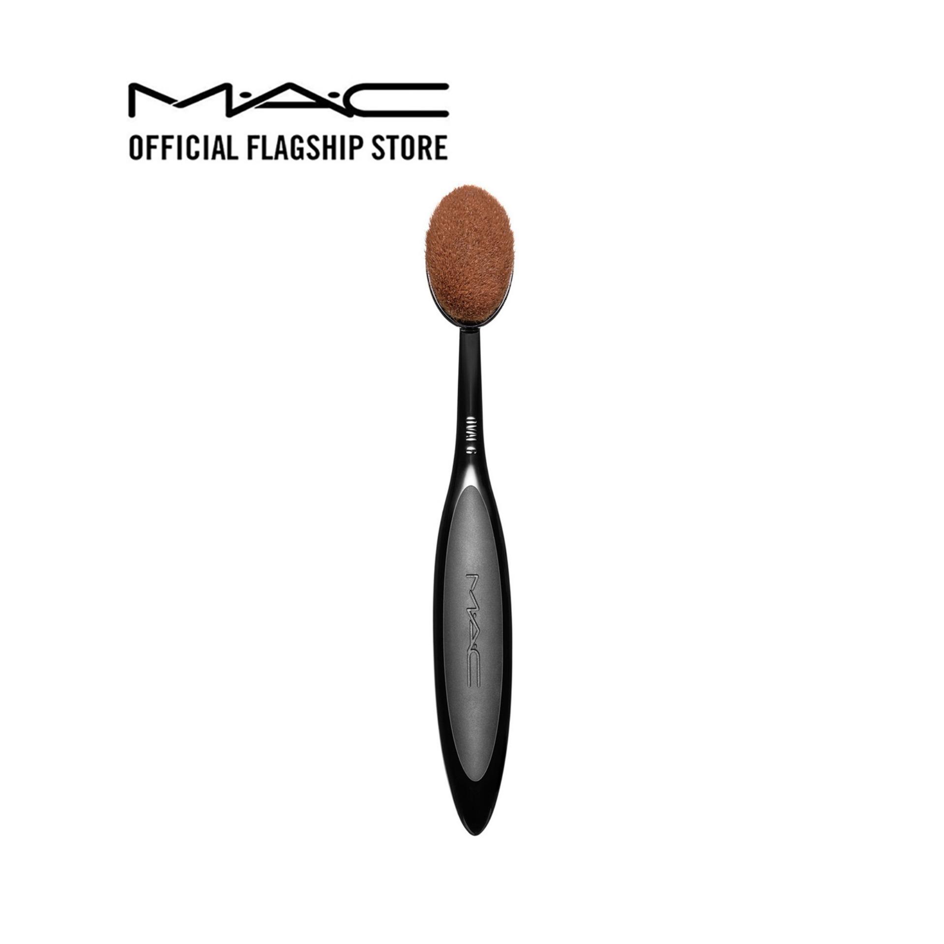MAC BRUSHES - 197SH DUO FIBRE SQUARE BRUSH MAC BRUSHES - 197SH DUO FIBRE SQUARE BRUSH