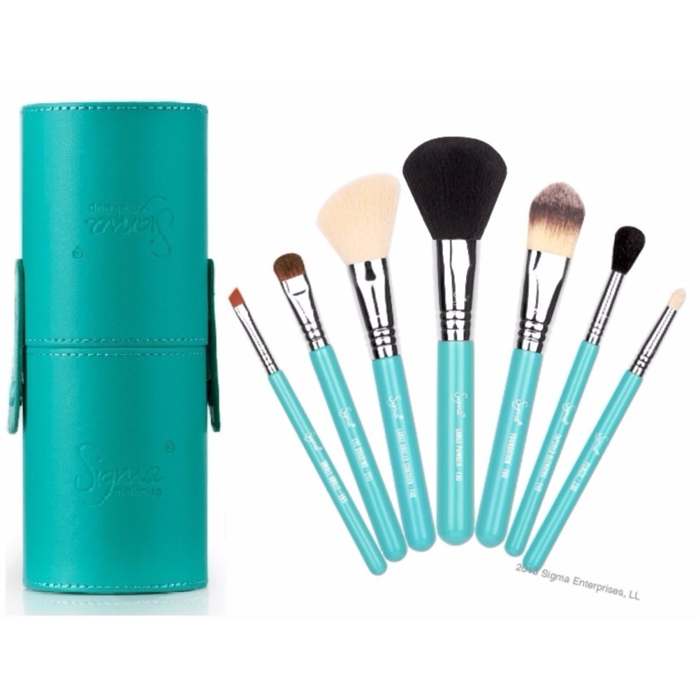 Sigma Travel Kit - Make Me Cool - Aqua เซทแปรงแต่งหน้า ( 7 ชิ้น + กระบอกแปรง สีเขียว) Sigma Travel Kit - Make Me Cool - Aqua เซทแปรงแต่งหน้า ( 7 ชิ้น + กระบอกแปรง สีเขียว)