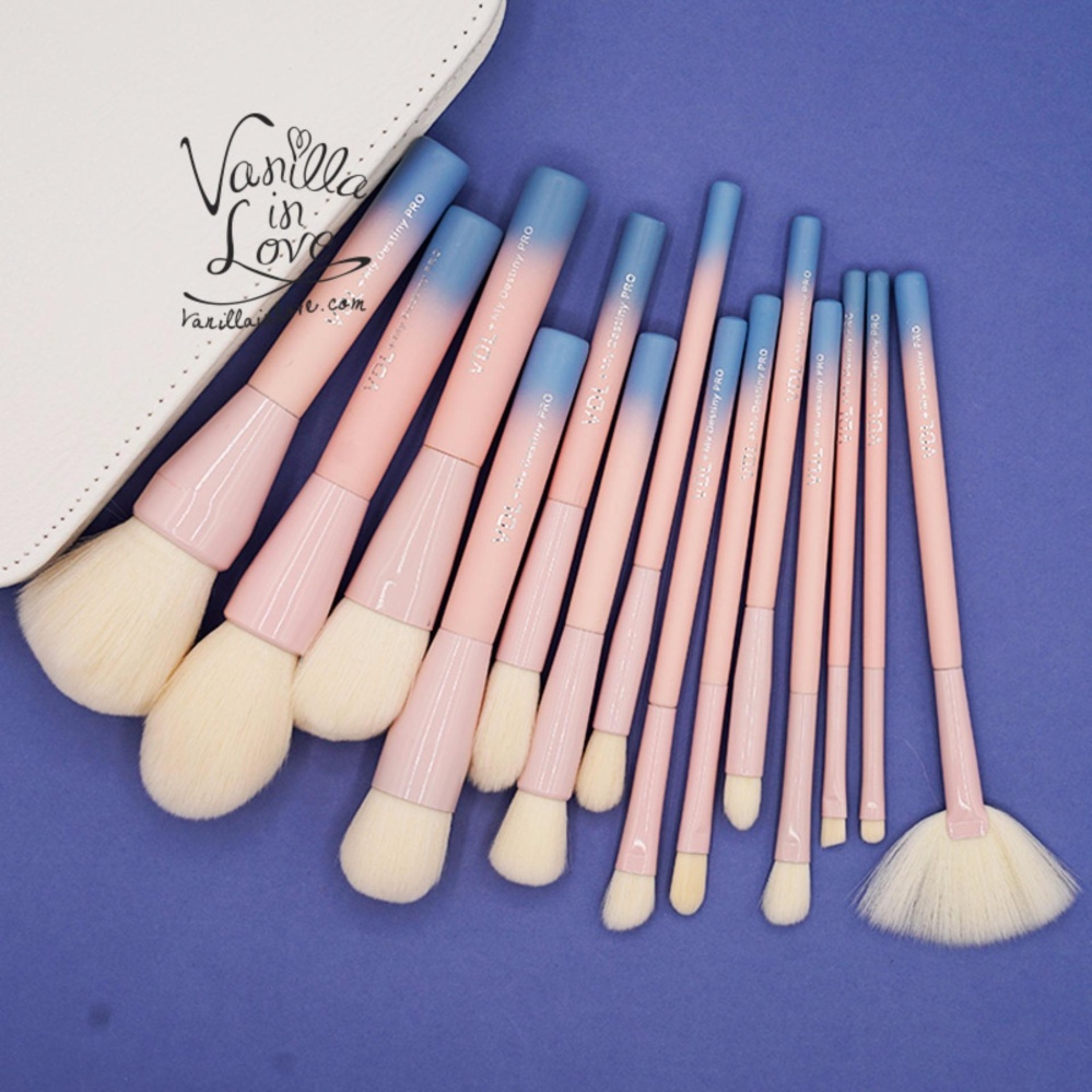 VD01 ชุดแปรงแต่งหน้า 14 ชิ้น สีชมพูฟ้าไล่สี พร้อมกระเป๋าแบบซิป