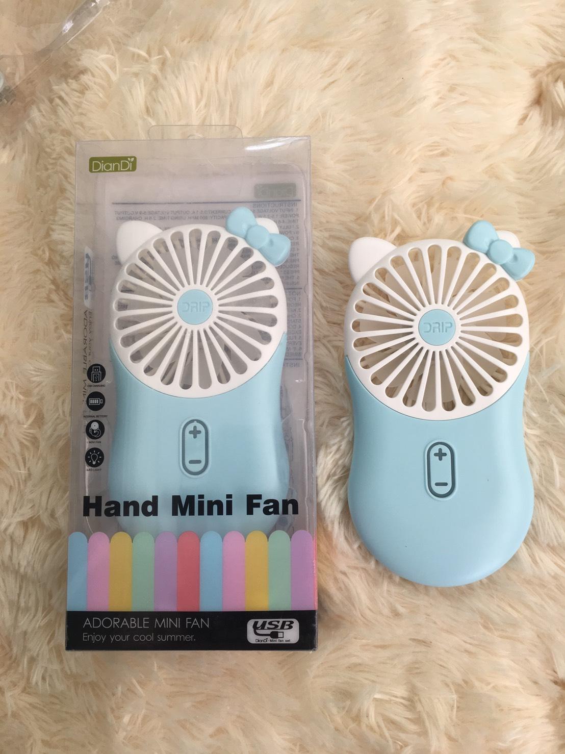 พัดลมพกพา พัดลมคิตตี้ ถือได้ ลมแรง เย็นสบาย สีพาสเทล น่ารัก พัดลมมือถือ ชาร์จได้ USB พัดลมพกพา พัดลมคิตตี้ ถือได้ ลมแรง เย็นสบาย สีพาสเทล น่ารัก พัดลมมือถือ ชาร์จได้ USB