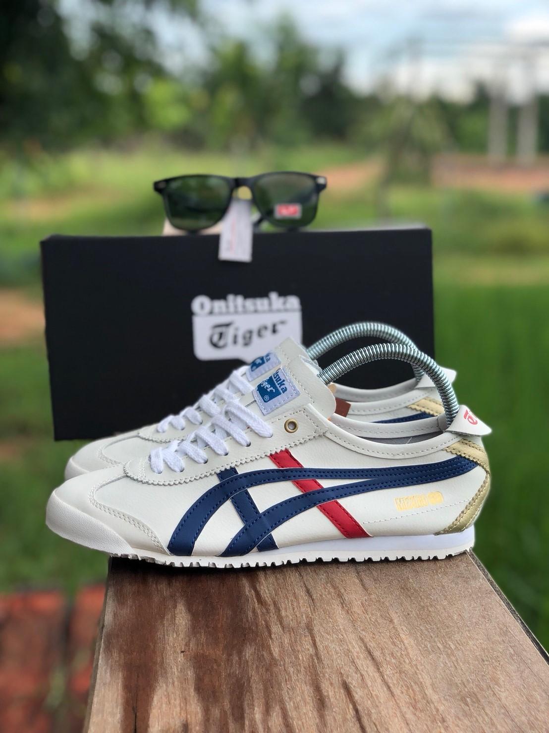 Onitsuka Tiger Mexico 66 White/Dark Blue/Gold (โดม-พลอย กากบาททอง) รองเท้าโอนิซึกะ รองเท้าผู้หญิง รองเท้าผู้ชาย รองเท้าแตะ รองเท้าผ้าใบแฟชั่นผู้หญิง รองเท้ากีฬา รองเท้า รองเท้าส้นสูง รองเท้าวิ่ง รองเท้าออกกำลังกาย รองเท้าเพื่อคนรักสุขภาพ รองเท้าราคาถูก