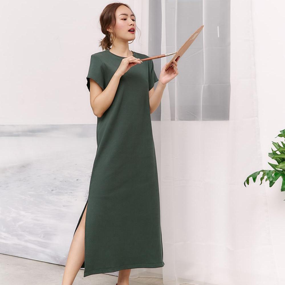Parachuteshop - เดรสผ้ายืด ribbed แขนเต่อ ตัวยาว ผ่าข้าง รุ่น STORY dress