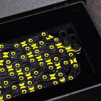 โซ่เพชร KMC X11SL DLC 11 Speed Chain สีเหลือง โซ่เพชร KMC X11SL DLC 11 Speed Chain สีเหลือง