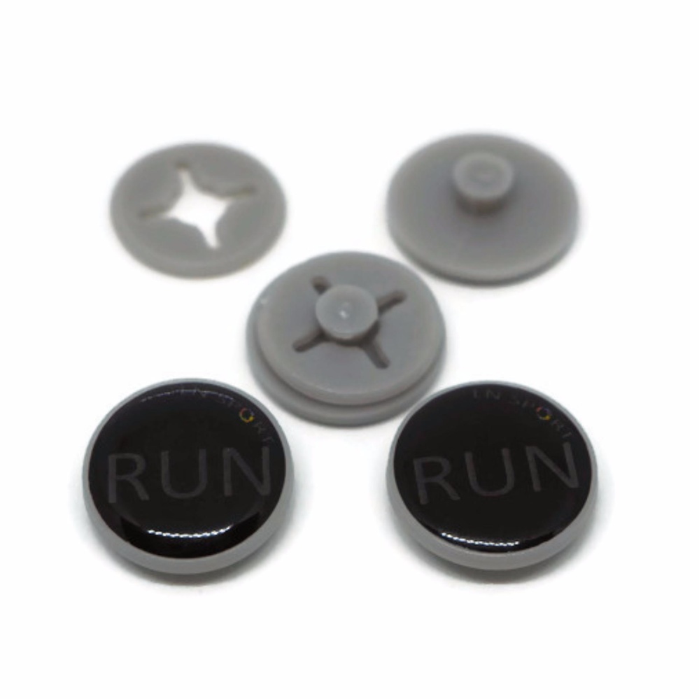 RaceNap ตัวติดเบอร์วิ่ง (Bib Race Number Holder) ลาย RUN สีดำ RaceNap ตัวติดเบอร์วิ่ง (Bib Race Number Holder) ลาย RUN สีดำ