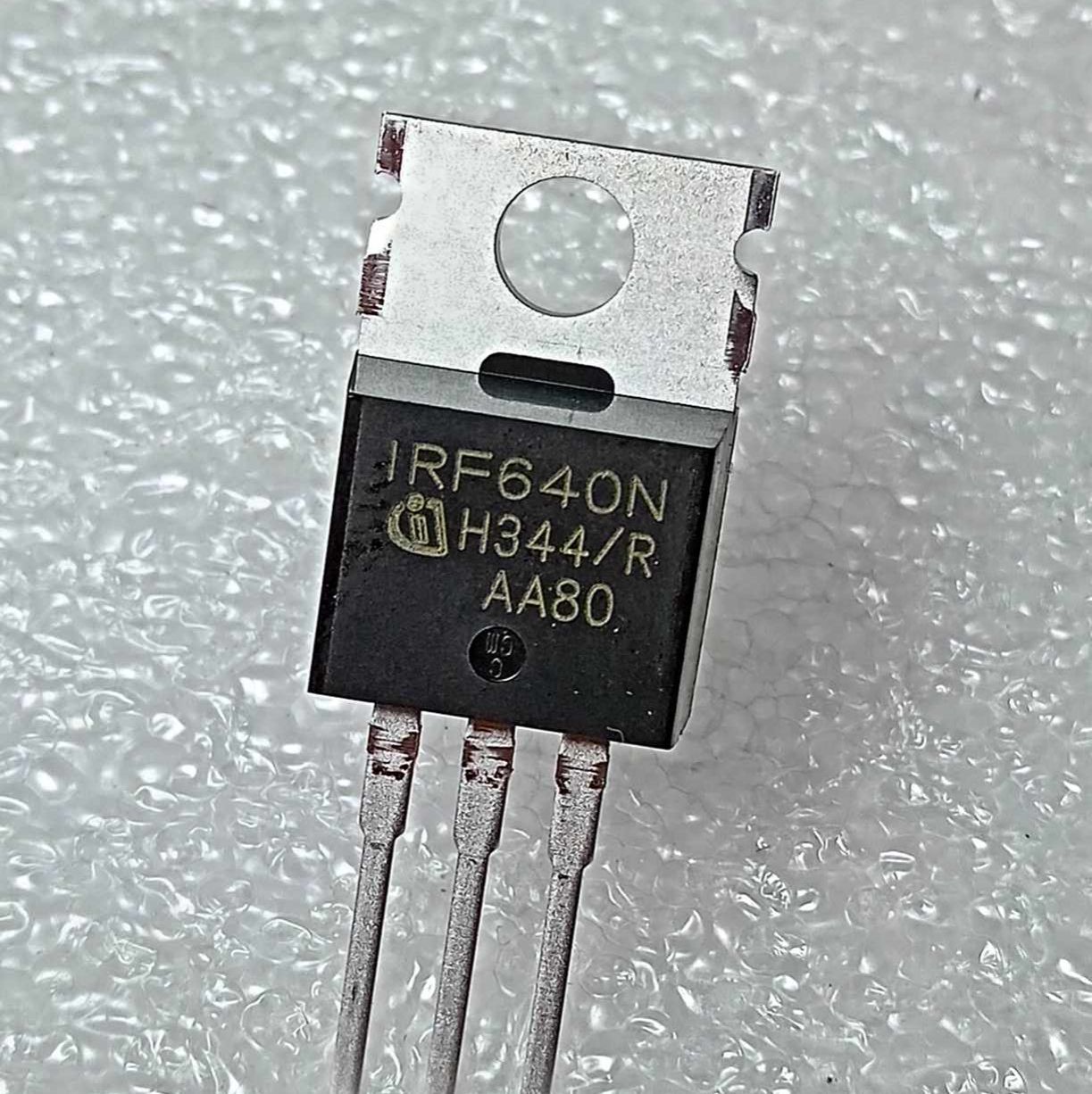 Irf N Irf Mosfet A V Mosfet