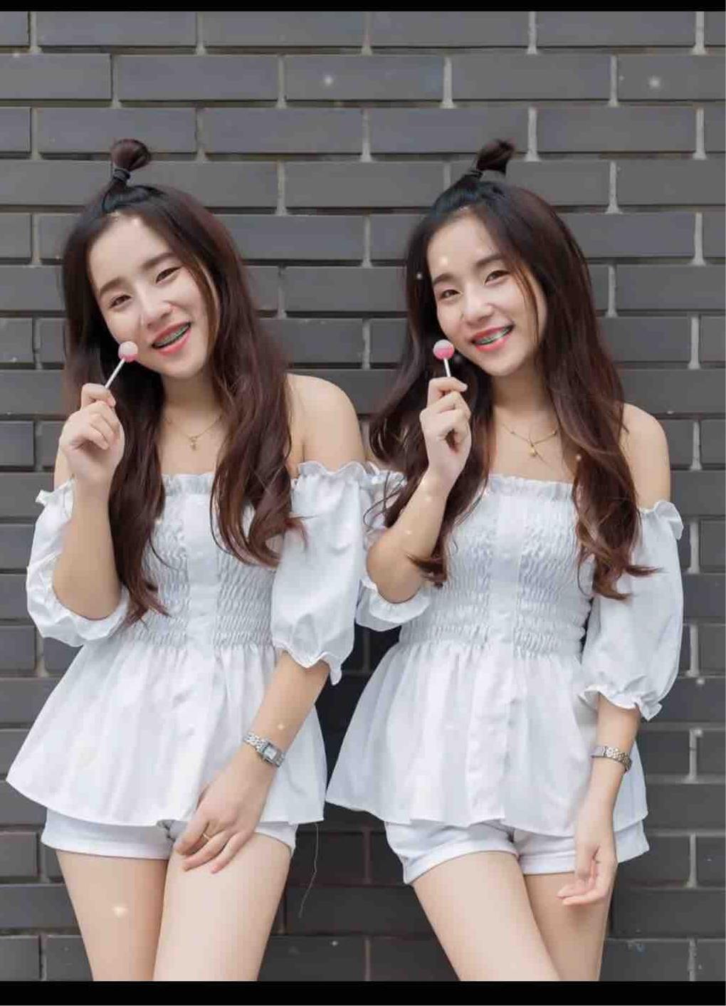 เสื้อสายเดี่ยวสม็อคอก