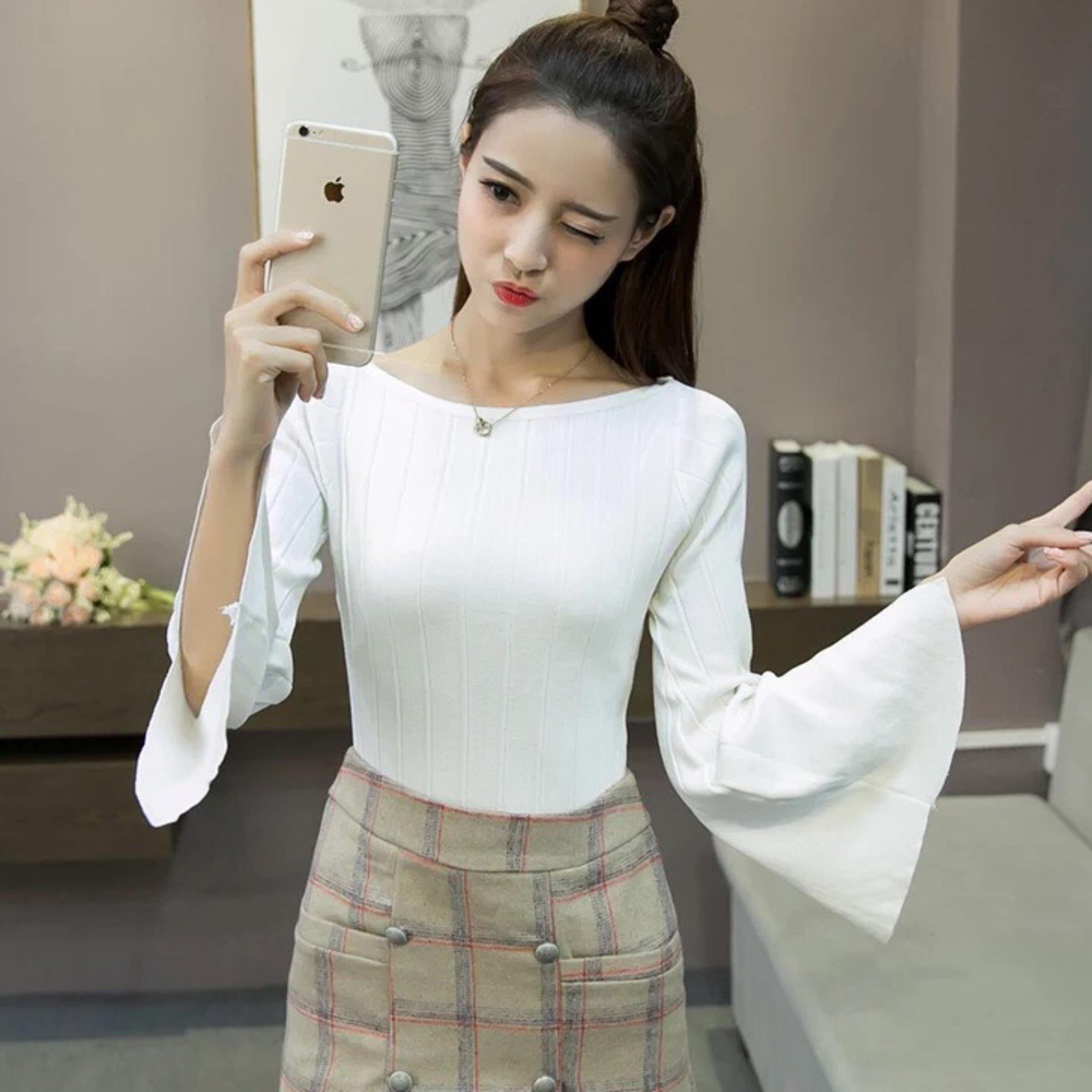 เสื้อแฟชั่น สไตล์เกาหลีคอปาดแขนยาว ผ่าปลายแขน 0910สีขาว ฟรีใซร์ เสื้อแฟชั่น สไตล์เกาหลีคอปาดแขนยาว ผ่าปลายแขน 0910สีขาว ฟรีใซร์