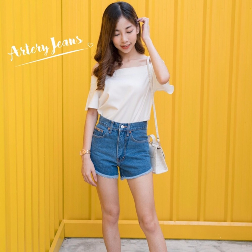 ARTERY JEANS รุ่น V-Shape ขาสั้นเอวสูงกลาง ขาลุ่ยเฉียง (สียีนส์กลาง)