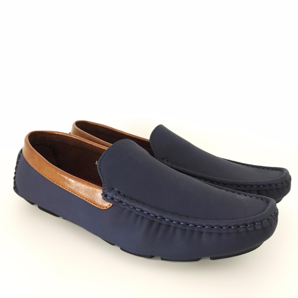 ESTHER รองเท้าแฟชั่นผู้ชาย รองเท้า รุ่น CM5610 - NAVY (สีน้ำเงิน)