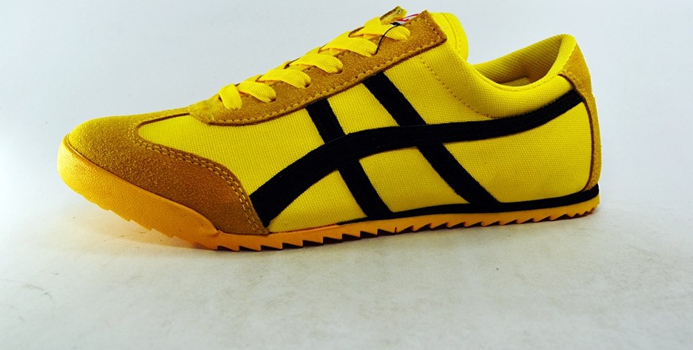 GAMBOL รองเท้าผ้าใบแกมโบล ชาย รุ่น GB86135 (สีเหลือง) GAMBOL รองเท้าผ้าใบแกมโบล ชาย รุ่น GB86135 (สีเหลือง)