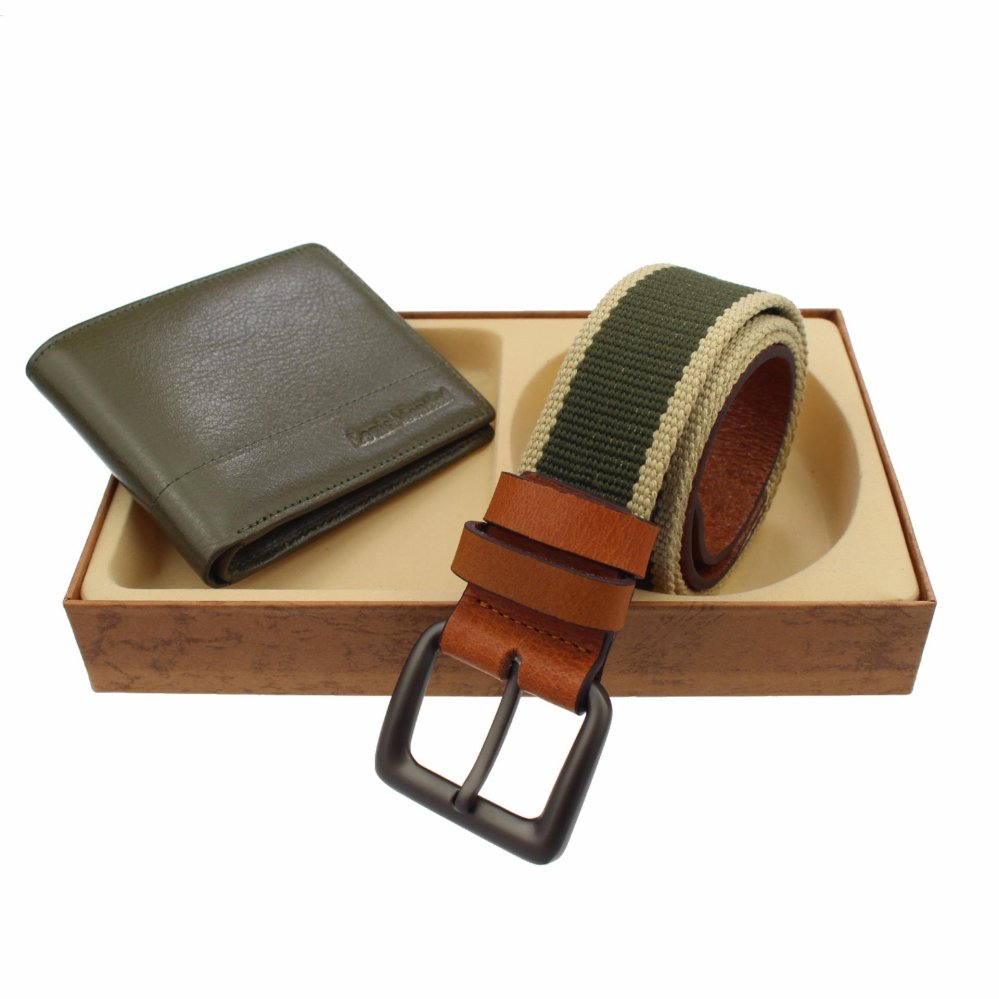 Louis Montini Gift Set Wallet and Belt กิ๊ฟเซ็ทกระเป๋าธนบัตร+เข็มขัด กิ๊ฟเซ็ทกระเป๋า กระเป๋าสตางค์ และ เข็มขัดหนังแท้ รุ่น TTM072-02, MCT02-02 (LM-GS120) Louis Montini Gift Set Wallet and Belt กิ๊ฟเซ็ทกระเป๋าธนบัตร+เข็มขัด กิ๊ฟเซ็ทกระเป๋า กระเป๋าสตางค์ และ เข็มขัดหนังแท้ รุ่น TTM072-02, MCT02-02 (LM-GS120)