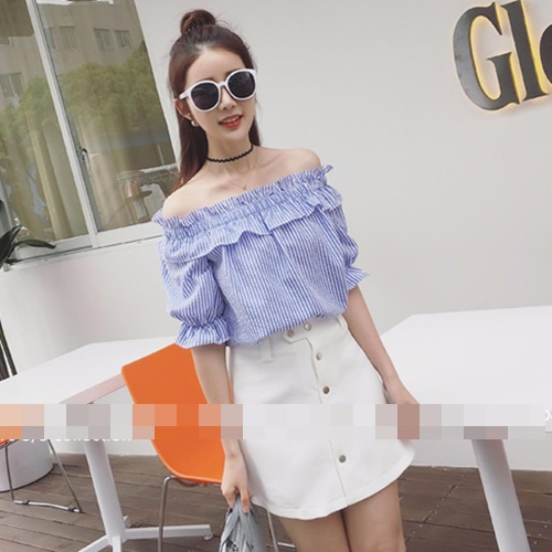 Tucky&Jiang เสื้อแฟชั่น แขนสั้น เปิดสม๊อคไหล่ ลายทาง สีฟ้า 9178 Tucky&Jiang เสื้อแฟชั่น แขนสั้น เปิดสม๊อคไหล่ ลายทาง สีฟ้า 9178