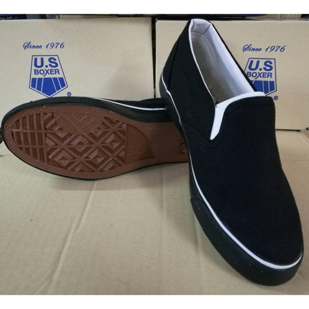 Us Boxer รองเท้าคัชชู รุ่น 2009 สีดำล้วน