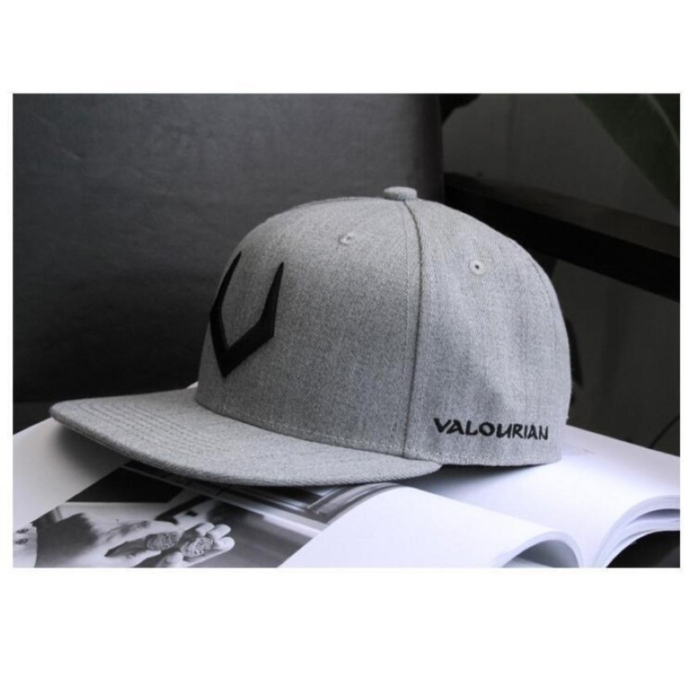 หมวกแก๊ป Valourain (เทา)