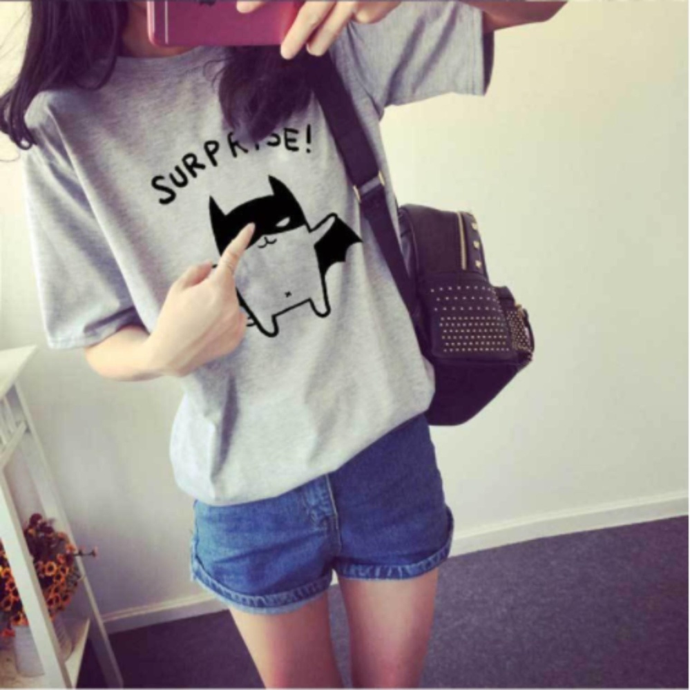 Wonderful Story เสื้อยืดแฟชั่น คอกลม แขนสั้น สกรีนลาย SurPRise (สีเทา) รุ่น YM-966
