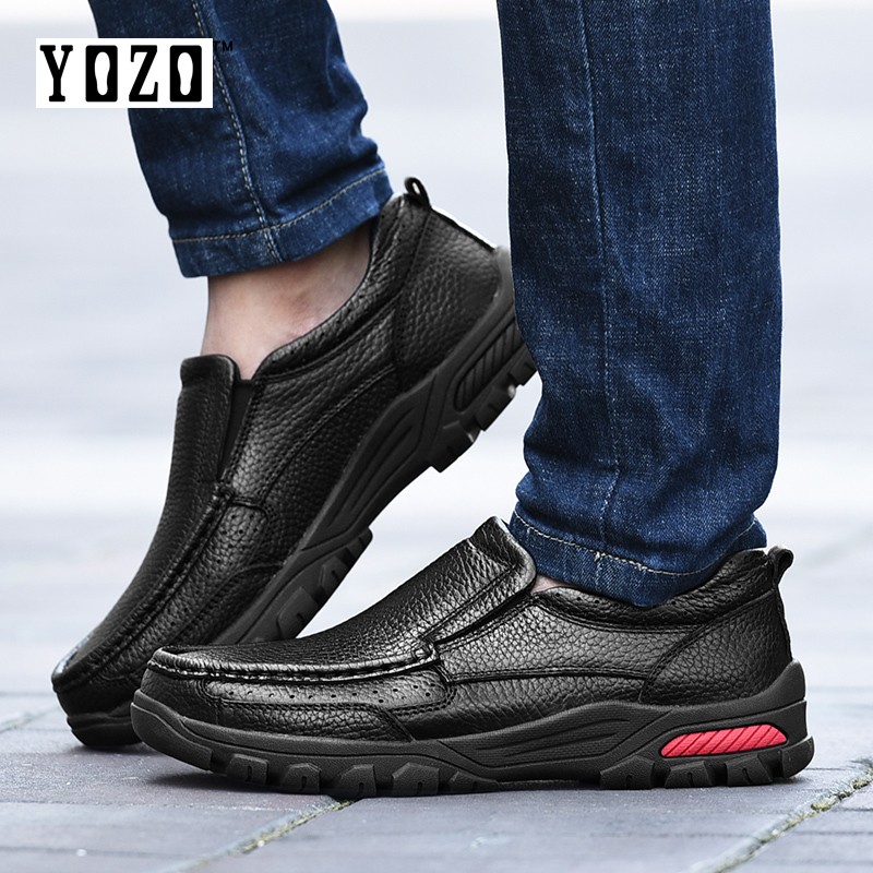 YOZO ใหม่รอบนิ้วเท้าย้อนยุครองเท้าเพิ่มความสูงชายรองเท้าหนังคุณภาพสูงรองเท้าหนังแท้หนังวัวรองเท้าลำลองผู้ชายขนาดใหญ่ขนาด 38-48 หลา - นานาชาติรองเท้ารองเท้าแฟชั่นรองเท้าทางการ