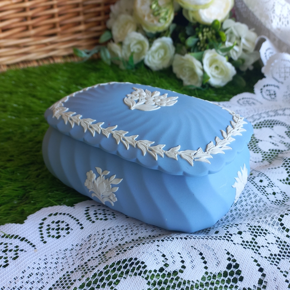 Wedgwood Trinket Box Blue Jasperware