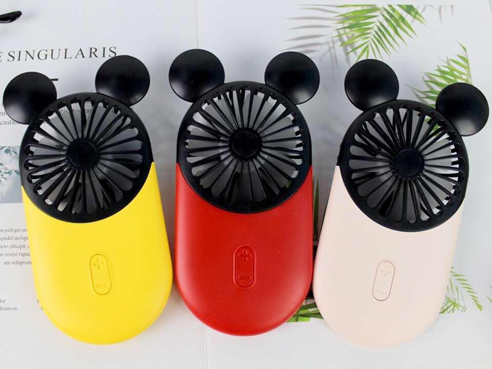 BY Fan พัดลมพกพา ชนิดแบน/บาง พกสะดวก มีแสงไฟ ชาร์จ USB / แบตสำรองได้ สะดวกใช้งานกว่า ดีไซด์บางไม่หนาเตอะ พกง่ายกว่ารุ่นเดิมๆ BY Fan พัดลมพกพา ชนิดแบน/บาง พกสะดวก มีแสงไฟ ชาร์จ USB / แบตสำรองได้ สะดวกใช้งานกว่า ดีไซด์บางไม่หนาเตอะ พกง่ายกว่ารุ่นเดิมๆ