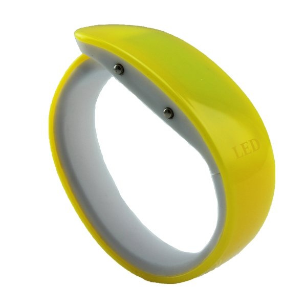 LED นาฬิกา ดิจิตอล แอลอีดี ทรงกำไล - สีเหลือง LED นาฬิกา ดิจิตอล แอลอีดี ทรงกำไล - สีเหลือง