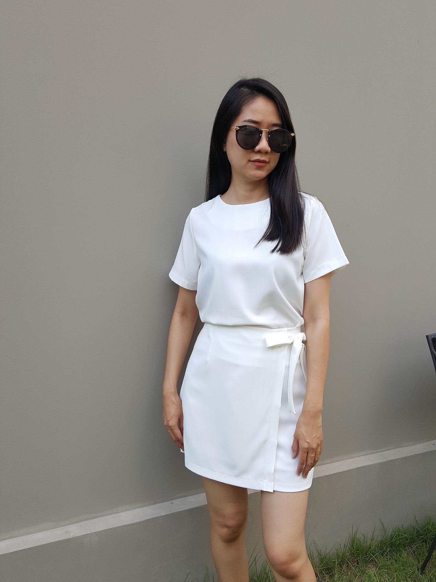 At february shop jennifer set ชุดเซ็ต เสื้อแขนสั้น กับ กระโปรง ผูกโบว์เอว At february shop jennifer set ชุดเซ็ต เสื้อแขนสั้น กับ กระโปรง ผูกโบว์เอว