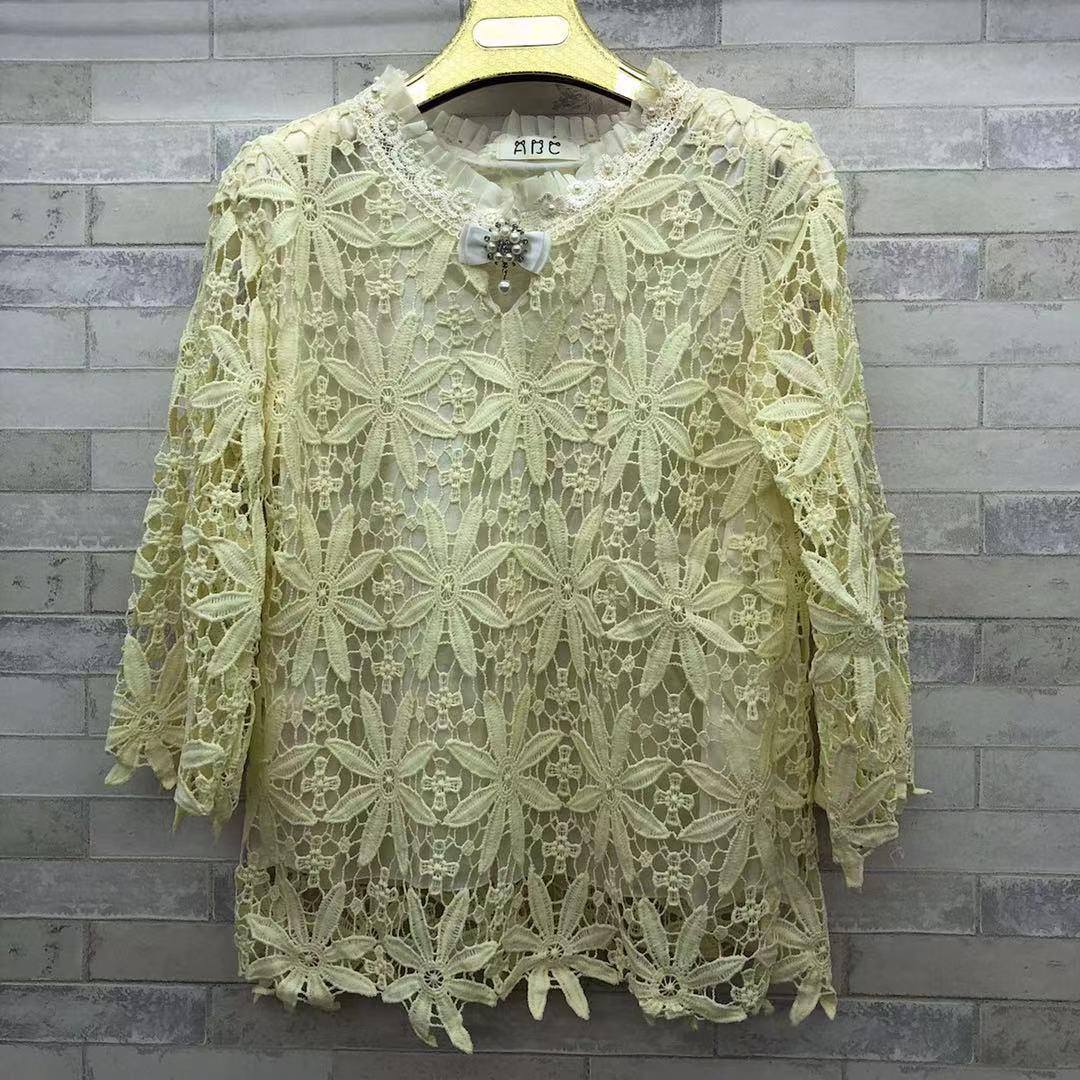 เสื้อลูกไม้ แฟชั่น แขนห้าส่วน อก40