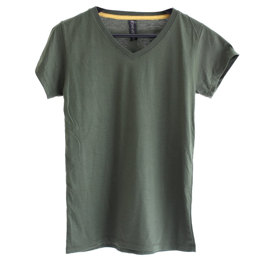 Chahom เสื้อยืดคอวี ( สีเขียวขี้ม้า ) Chahom เสื้อยืดคอวี ( สีเขียวขี้ม้า )