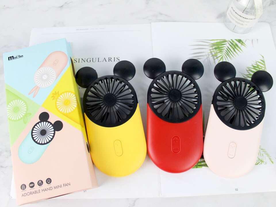 BY Fan พัดลมพกพา ชนิดแบน/บาง พกสะดวก มีแสงไฟ ชาร์จ USB / แบตสำรองได้ สะดวกใช้งานกว่า ดีไซด์บางไม่หนาเตอะ พกง่ายกว่ารุ่นเดิมๆ BY Fan พัดลมพกพา ชนิดแบน/บาง พกสะดวก มีแสงไฟ ชาร์จ USB / แบตสำรองได้ สะดวกใช้งานกว่า ดีไซด์บางไม่หนาเตอะ พกง่ายกว่ารุ่นเดิมๆ