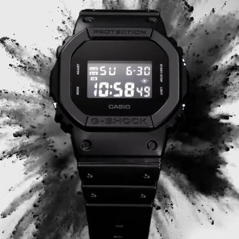 D-CASIO G-SHOCK นาฬิกาข้อมือผู้ชาย รุ่น DW-5600BB-1 (สีดำ/black)