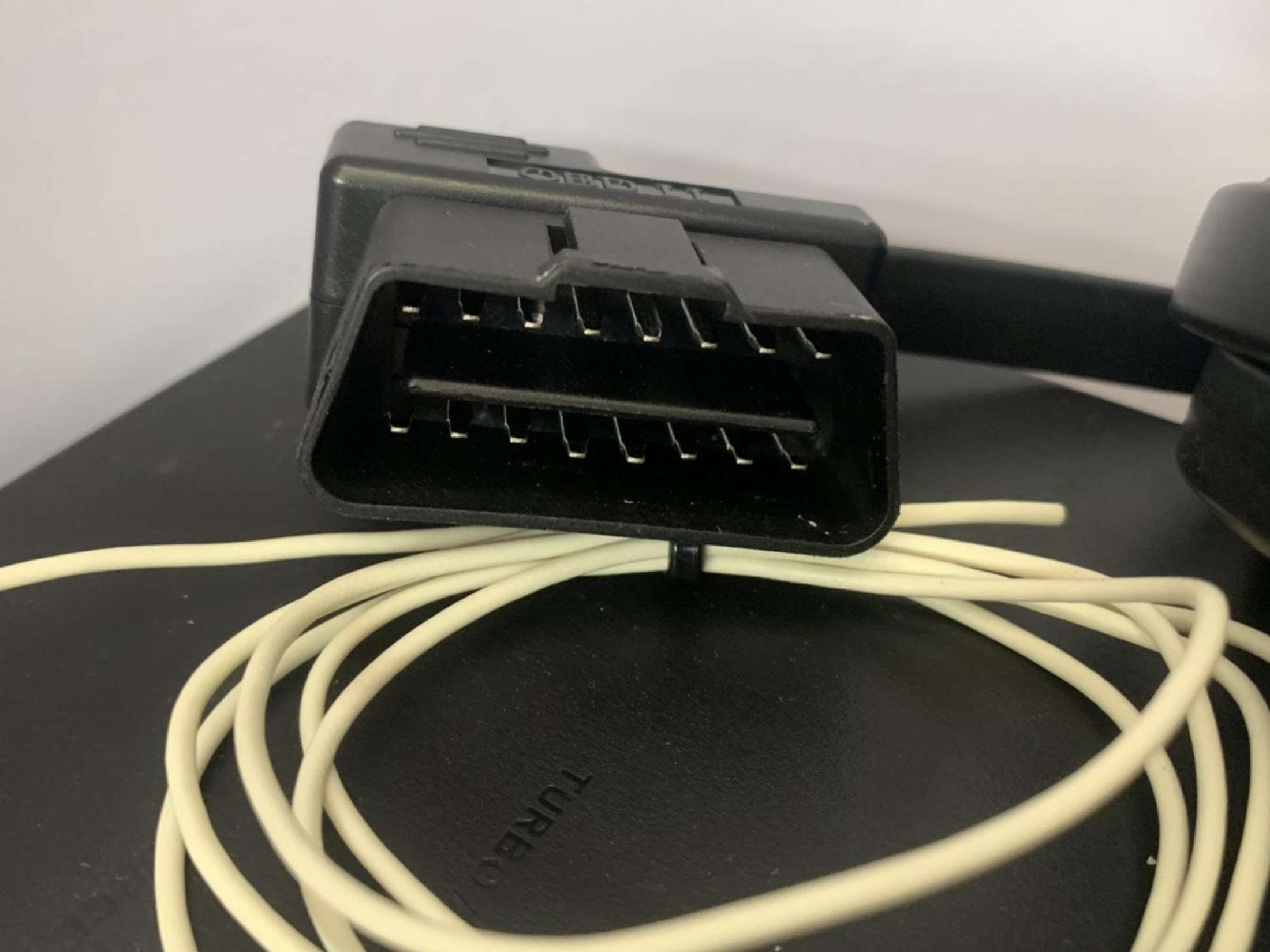 ดิฟฟี่ OBD2 เสียบปลั๊กใช้งานง่าย รุ่น A1 6ตัว พร้อมกล่องรีโมท 8