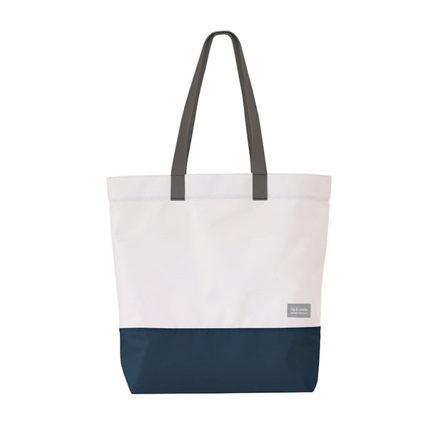 Flip&Tumble Tote Bag ( Navy/White ) กระเป๋าแบบพับได้และกระเป๋าผ้าร่ม กระเป๋า การเดินทาง