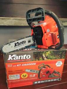จัดส่งฟรี!! ถูกที่สุด KANTO เลื่อยยนต์ KT-CS2000E 11.5 บาร์ 2 จังหวะ 0.8 แรงม้า ฟรี!! โซ่ 2 เส้น