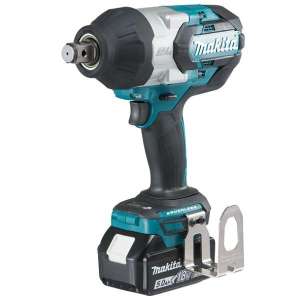 MAKITA บล๊อกไฟฟ้าไร้สาย 18 โวลต์ ขนาด 19 มม. - 18V 19mm Cordless Impact Wrench DTW1001RFJ