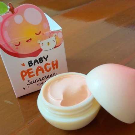 Baby Peach Sunscreen ครีมกันแดดเบบี้พีช ***สูตร2 ฉ่ำวาว >> หน้าเงา เติมน้ำให้ผิว Baby Peach Sunscreen ครีมกันแดดเบบี้พีช ***สูตร2 ฉ่ำวาว >> หน้าเงา เติมน้ำให้ผิว