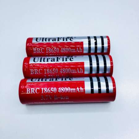 UltraFire ถ่านชาร์จ Li-ion 18650 3.7V 4800mAh (3ก้อน)