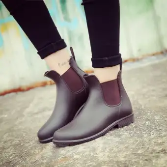 the chelsea rain boot